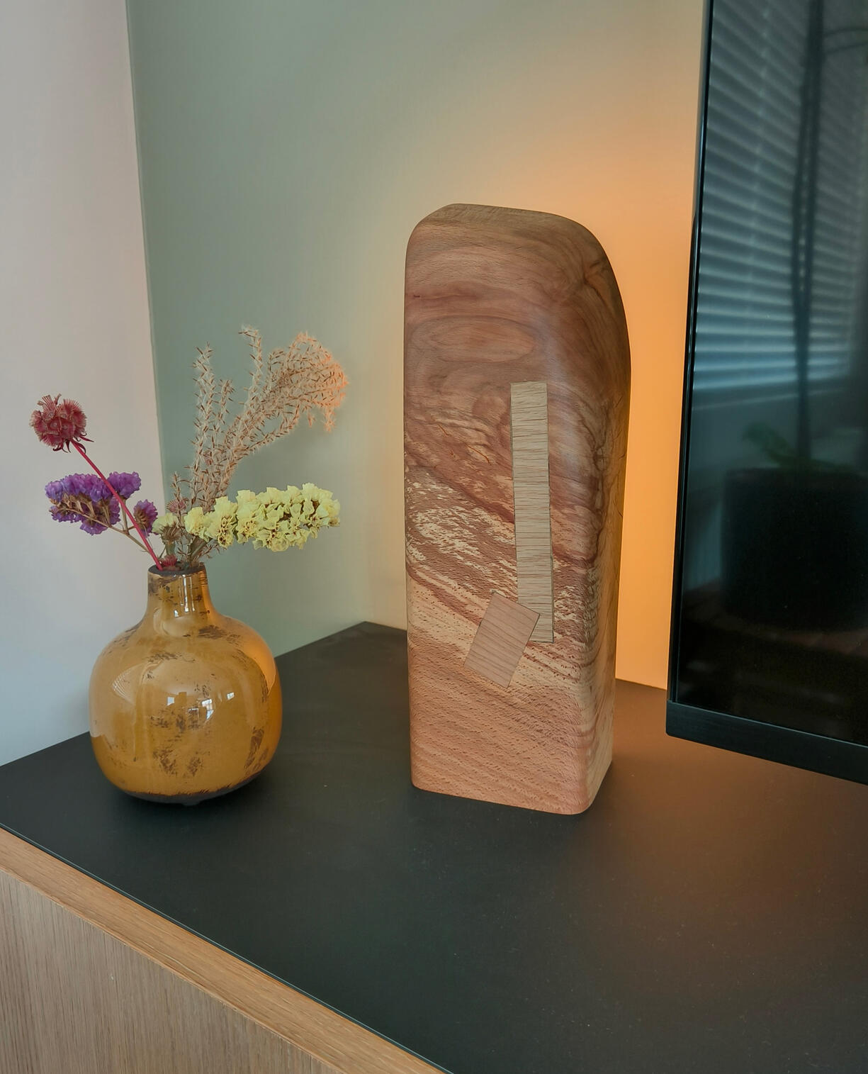 Massief beuken houten tafellamp handgemaakt in Gent